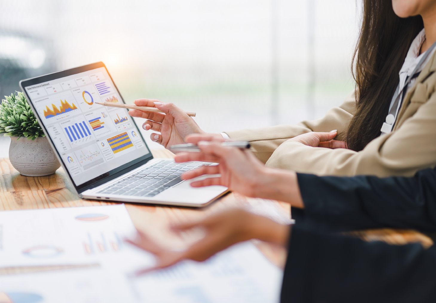 How Independent Insurance Agencies Can Compete in a Digital-First Market